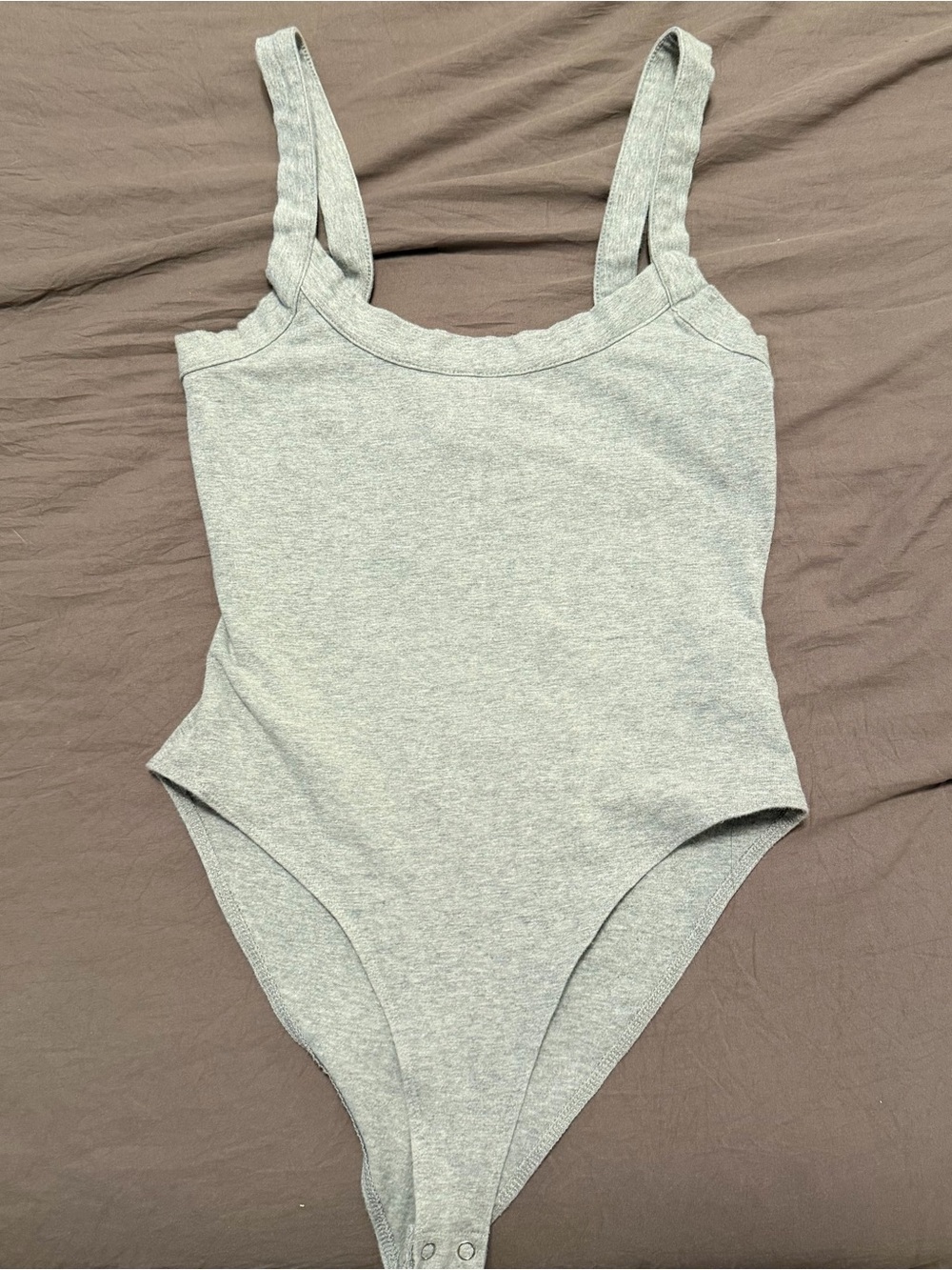 Grey cotton scoop neck bodysuit